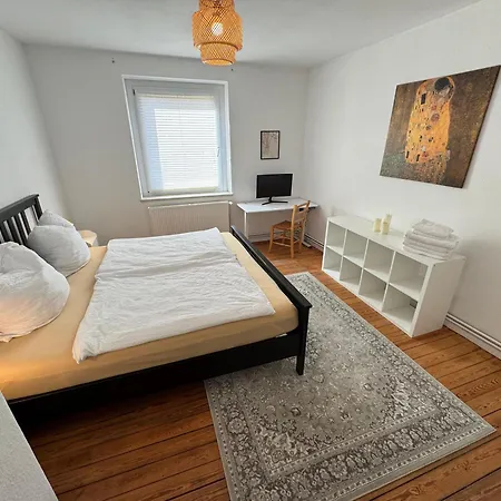 Hygge - 100qm In Bester Lage Mit Parkplatz Und Balkon Daire Greifswald