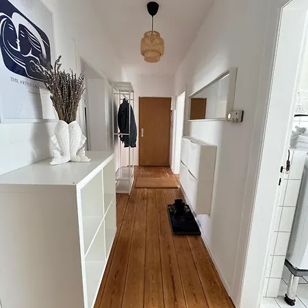 Apartment Hygge - 100qm In Bester Lage Mit Parkplatz Und Balkon