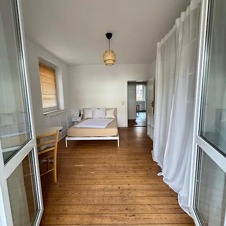 Hygge - 100qm In Bester Lage Mit Parkplatz Und Balkon