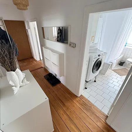 Apartment Hygge - 100qm In Bester Lage Mit Parkplatz Und Balkon